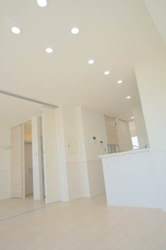 シャーメゾン上町 202号-2