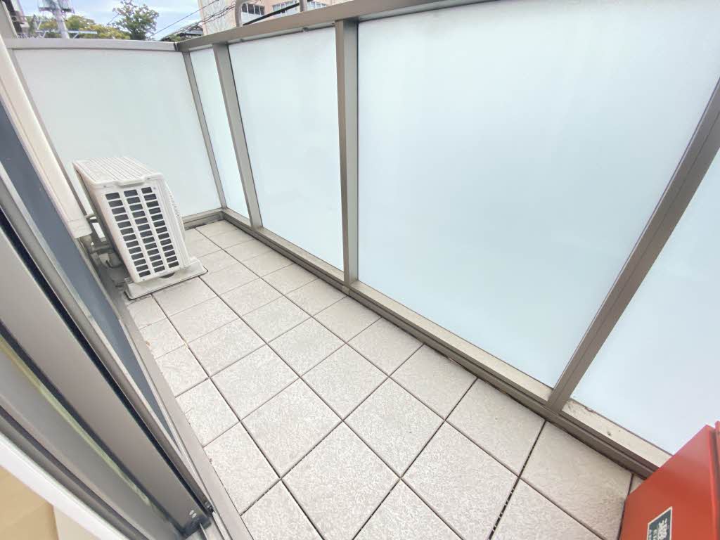 グラシウ寿金沢 203号-11