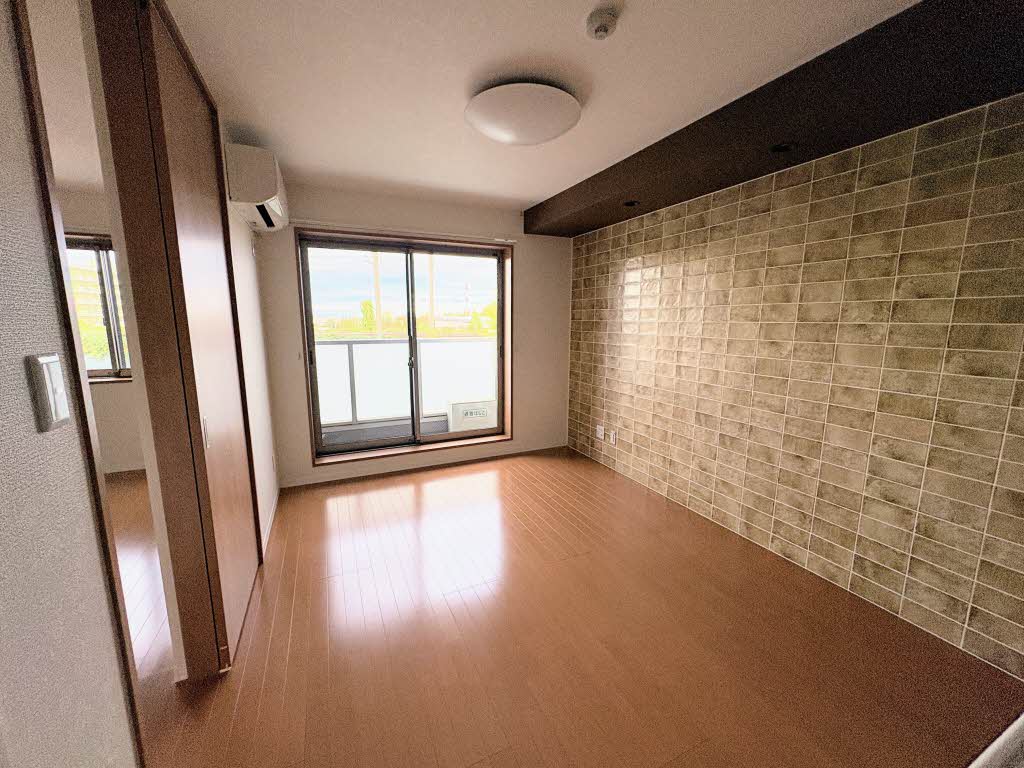 クラージュ銀杏町 303号-2