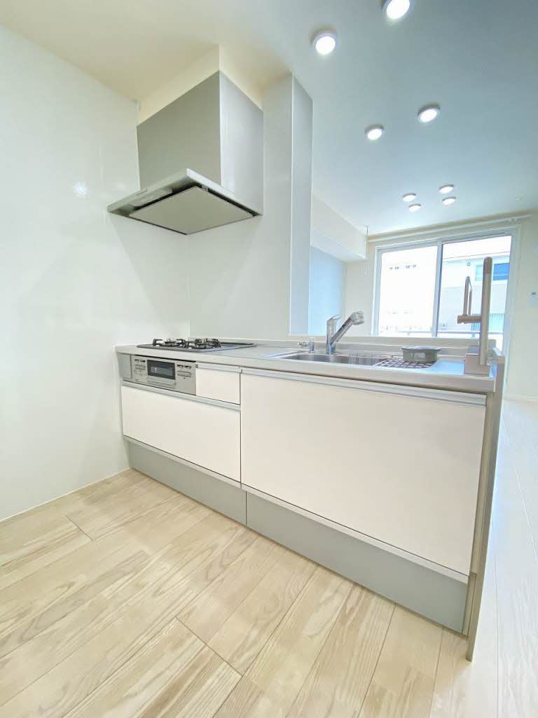 フロントマーレ 102号-3