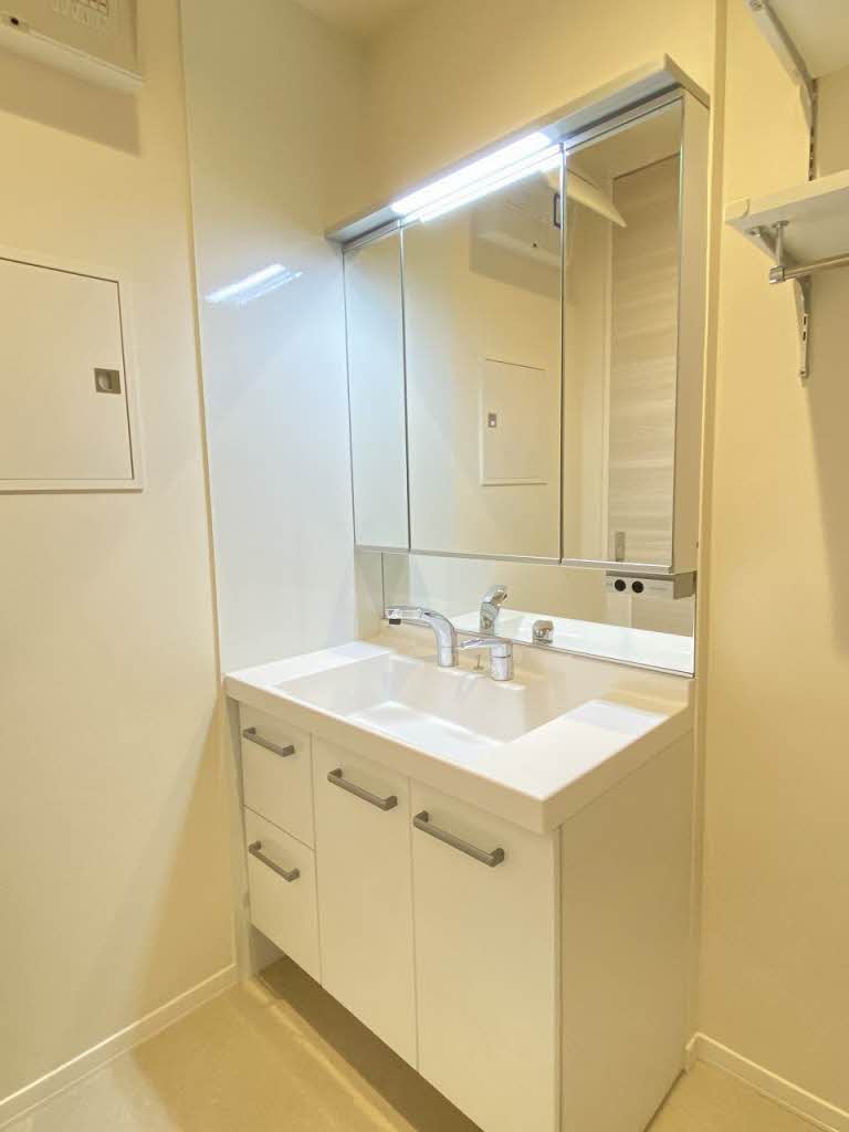 フロントマーレ 102号-6