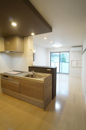 シャーメゾンベレオ　文 203号-3