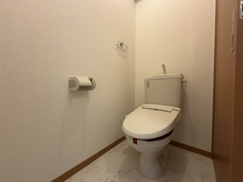 シャーメゾン楢山Ｂ B102号-7