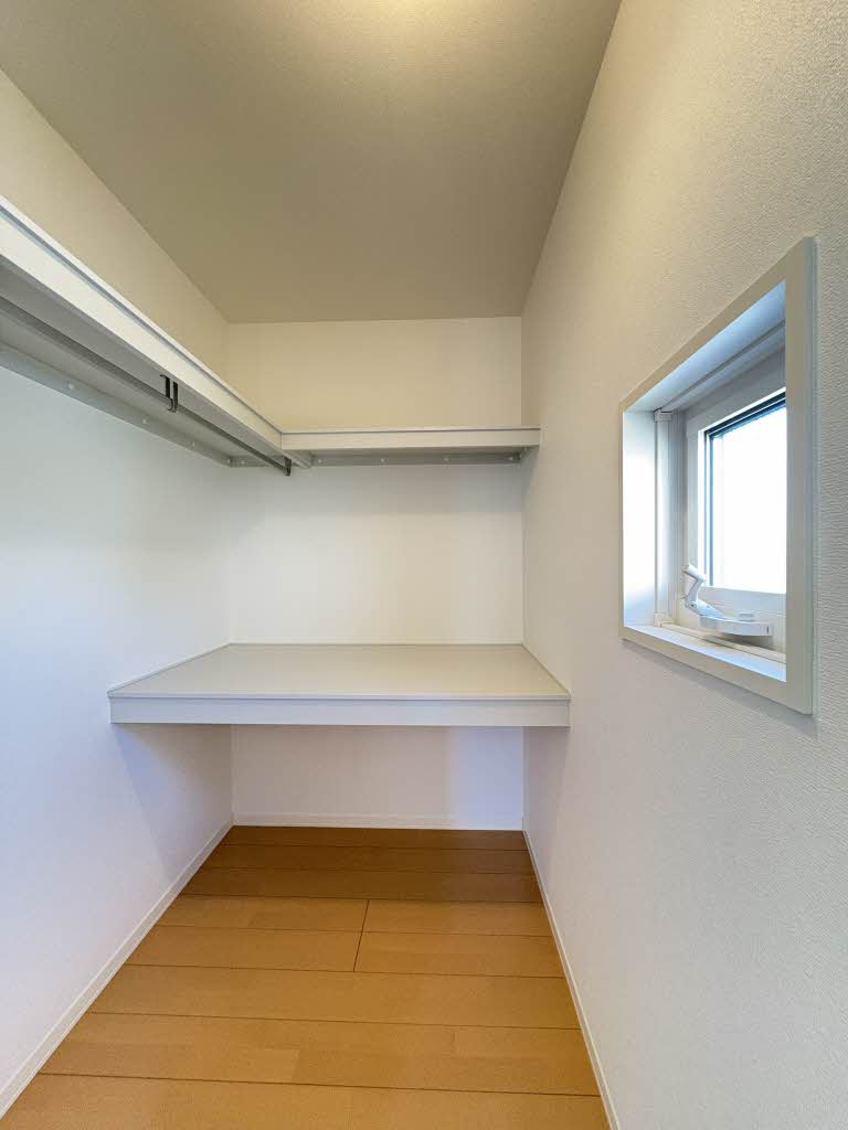 ヴィアソーレ B201号-8