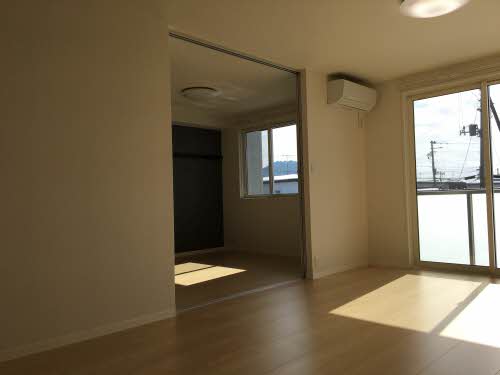 グランデュオ　イースト E202号-3