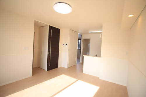 メゾン・エリュシオン 104号-4