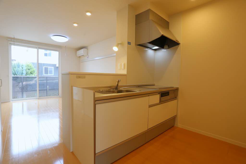 シャーメゾントミーC C103号-3