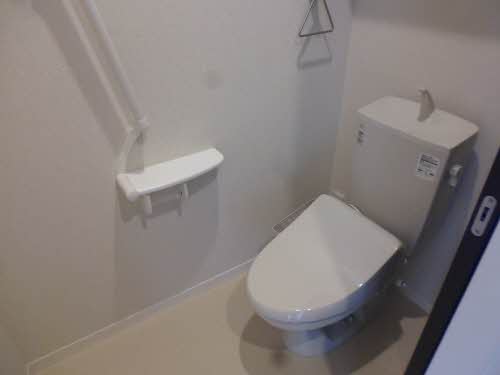 シャーメゾントミーＣ C202号-9