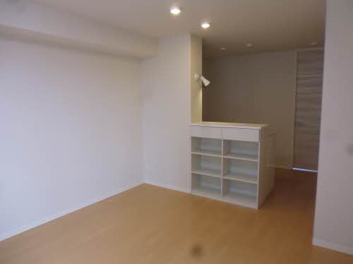 シャーメゾン　オーブＡ A102号-2