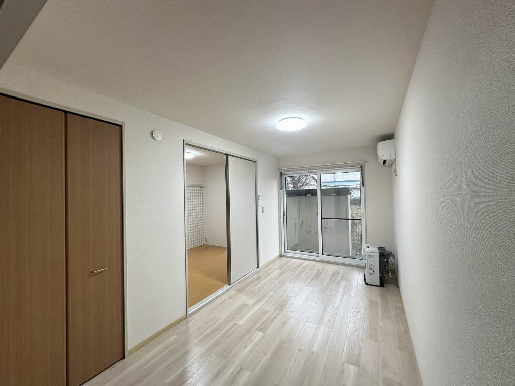 ロードハウス 101号-2