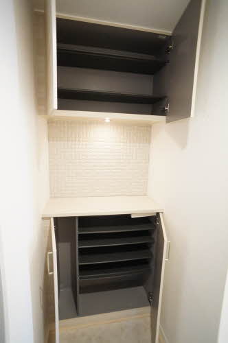 シャーメゾン石垣町 202号-3