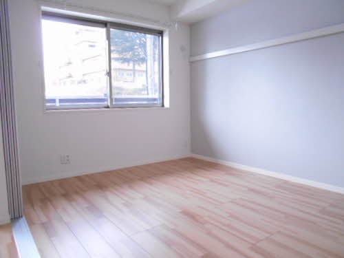 トゥーツリーズ城下町 203号-5