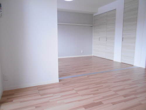 トゥーツリーズ城下町 203号-9