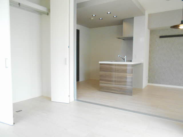 トゥーツリーズ城下町 301号-4