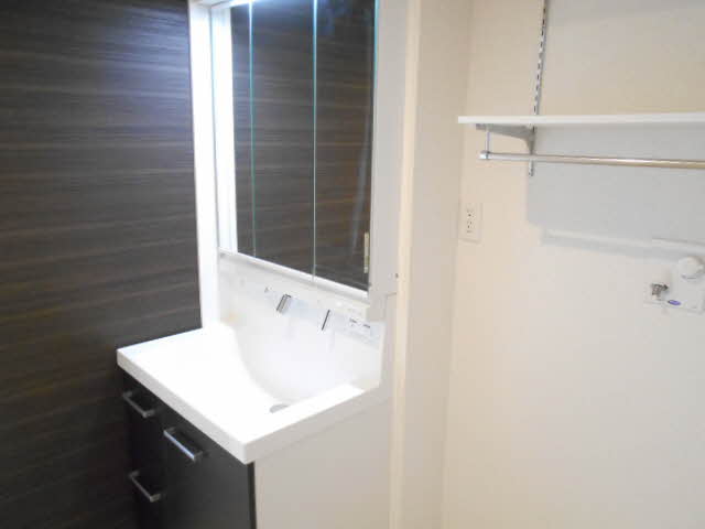 トゥーツリーズ城下町 301号-15