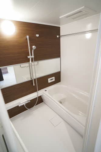 トゥーツリーズ城下町 303号-11