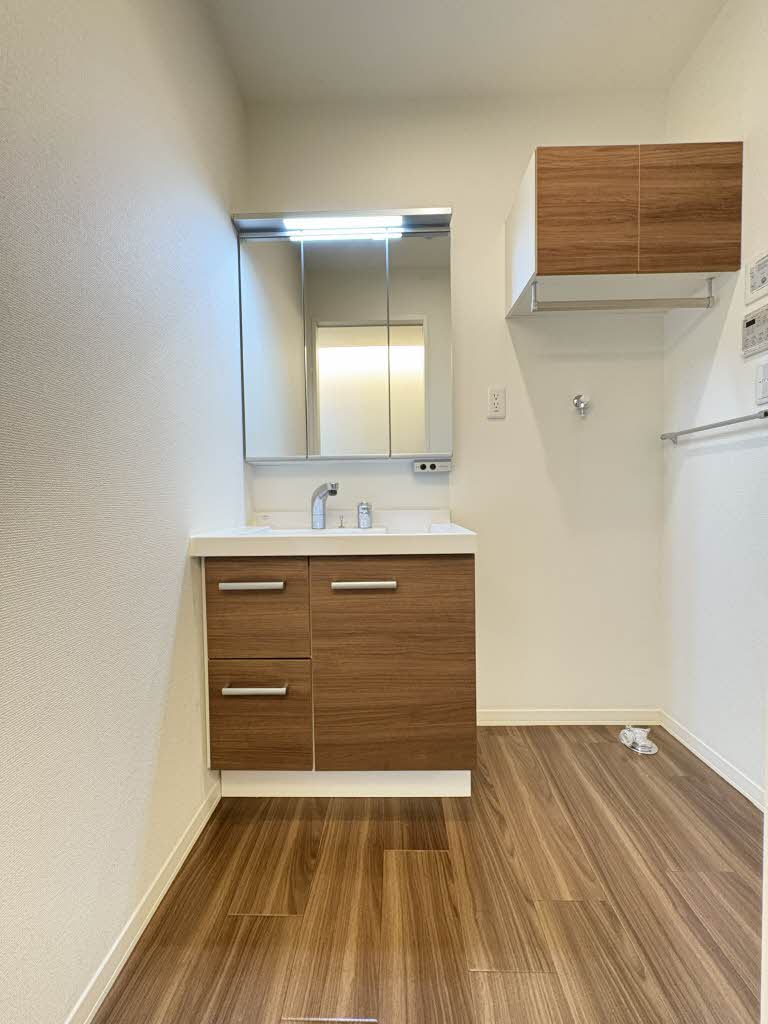 ベレオ若葉町Ⅱ B303号-8