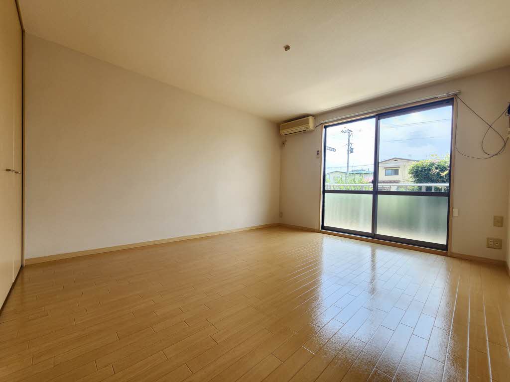 リィ・シイン 102号-3