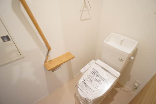 メゾン・プリムヴェール 301号-15