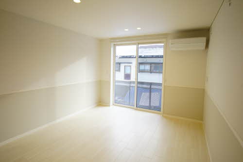 シャーメゾン　ドレッセ 103号-3