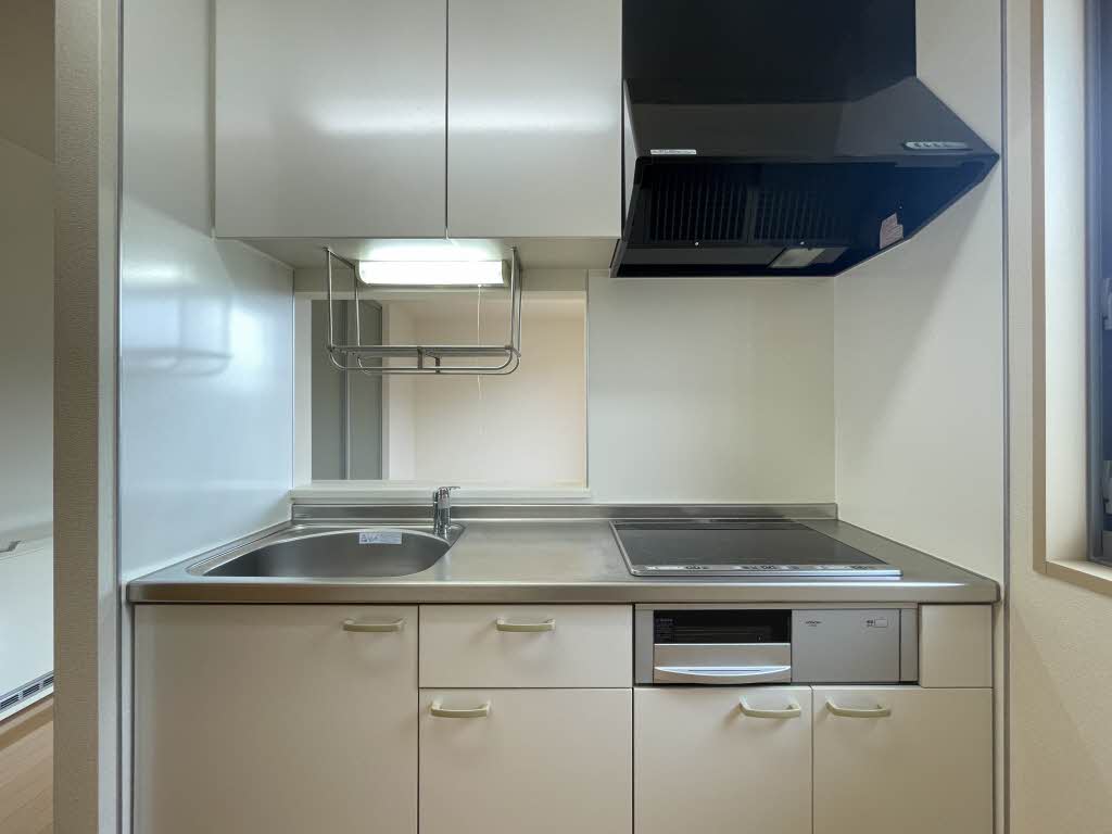 シャーメゾン大町 201号-4