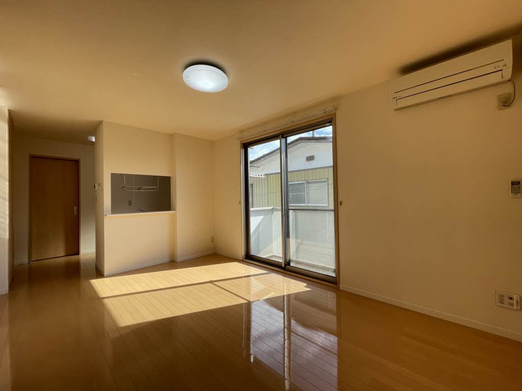 シャーメゾン大町 202号-3