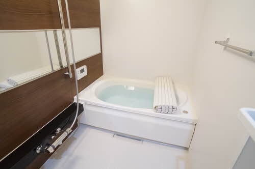 シャーメゾン　ウィステリア 203号-4