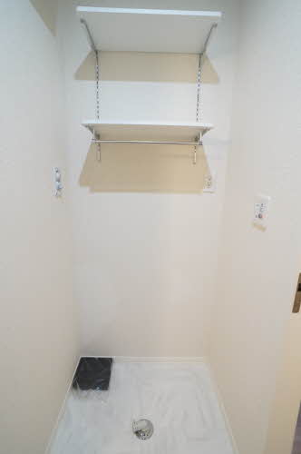 シャーメゾン　ウィステリア 203号-13