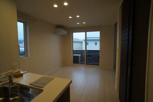 シャーメゾン　カスターニエ A201号-3