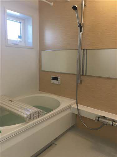 愛谷町ベース 101号-4