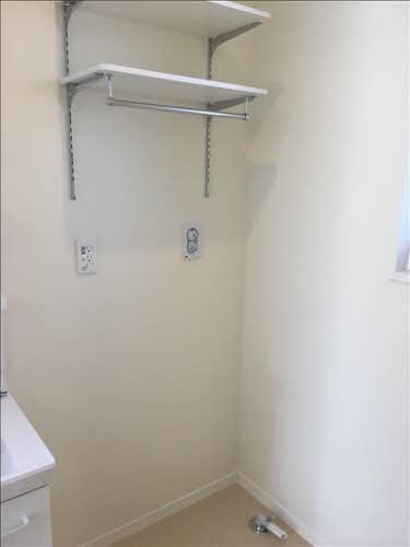 愛谷町ベース 101号-9