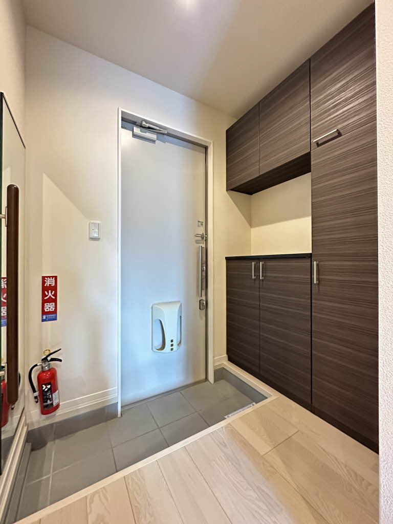 シャーメゾン大沢川原 101号-8