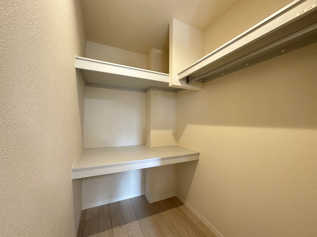 シャーメゾン大沢川原 101号-10