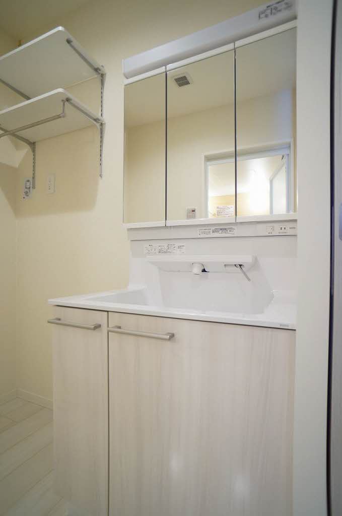 シャーメゾン加賀野 102号-7