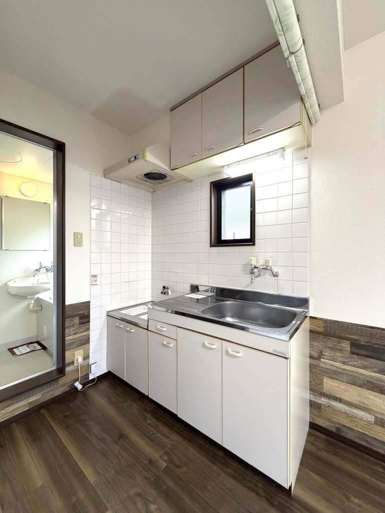 パレスエヴァ八乙女 201号-4