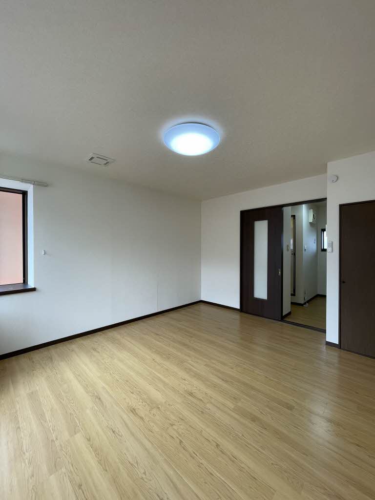 パレスエヴァ八乙女 202号-3