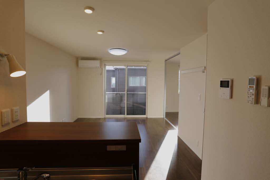 シャーメゾン　ラ・ヴィ 203号-3