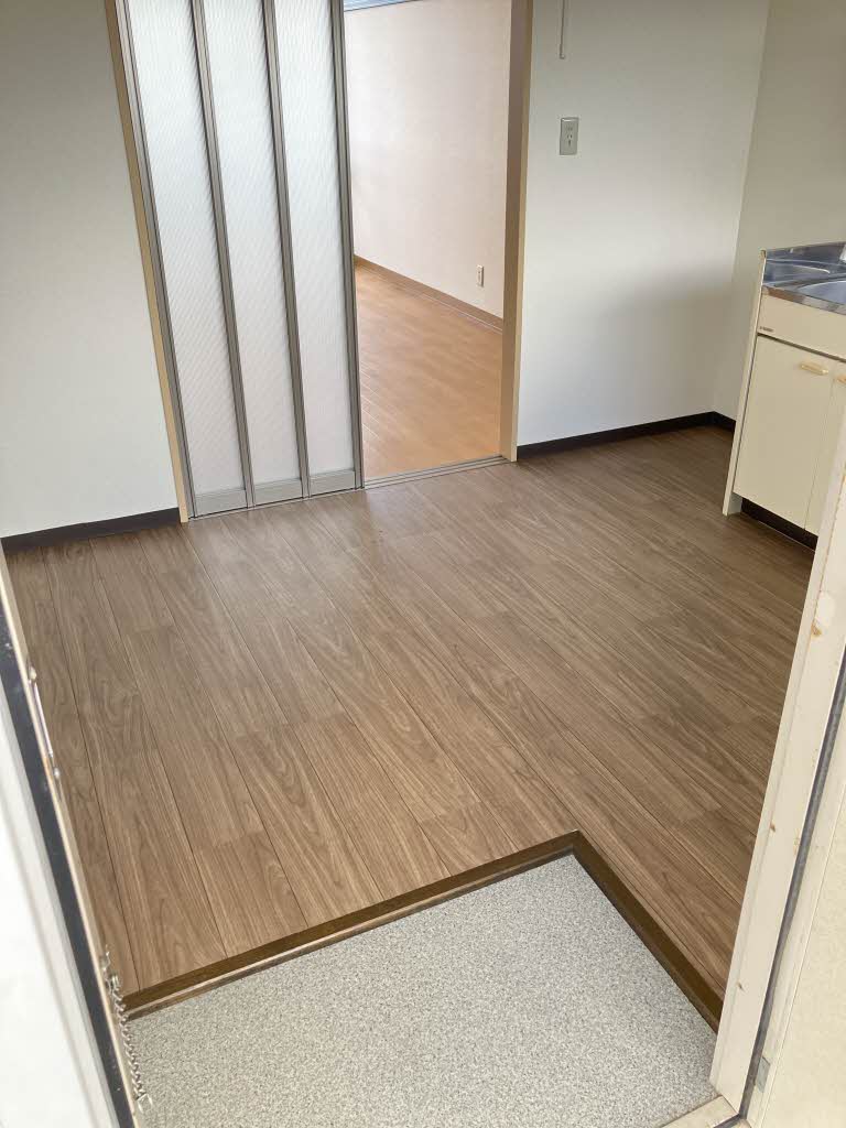 ドミール大樹 203号-3