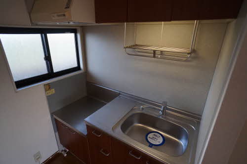 ハイツ・イ－スト 203号-9