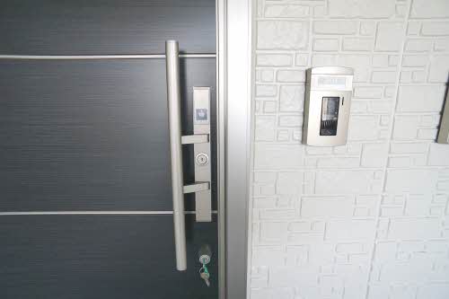 Ｍ　ＧＲＡＣＥ 201号-2