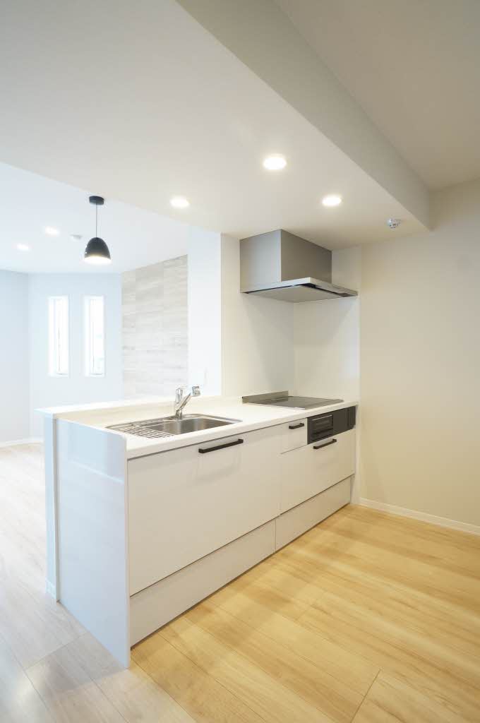 センターフィールド森合町 203号-4