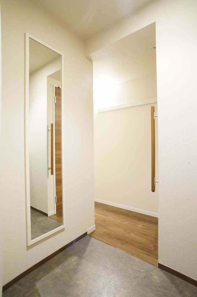 センターフィールド森合町 205号-6