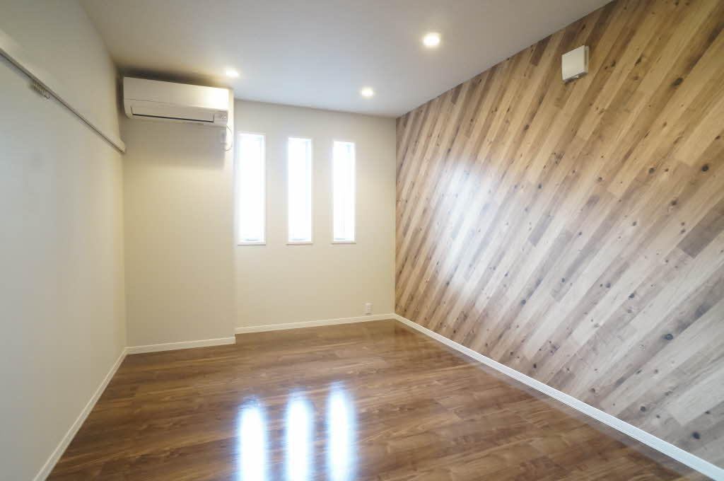 センターフィールド森合町 205号-11