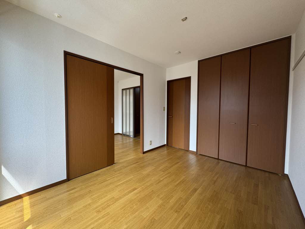 サンテラス山根B 201号-5