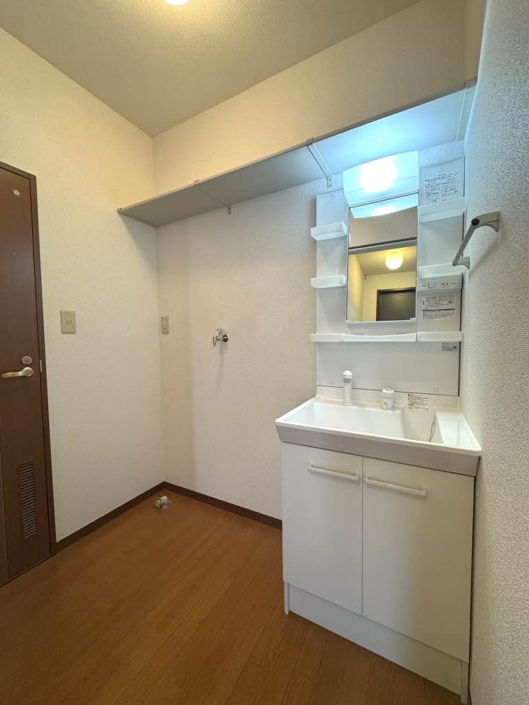 サンテラス山根B 201号-11