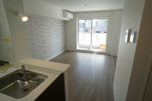 メビウス　神明 202号-2