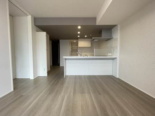 ＣＲＥＳＴＩＥＱ大和町 302号-3