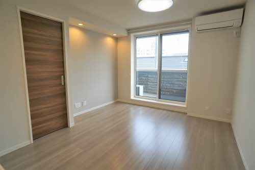 Ｉ．Ｚ．Ｍ 201号-3