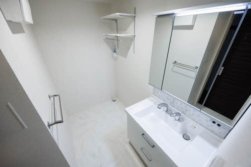 ベレオ　ネエロ 301号-8