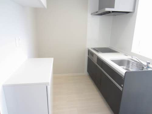 シャーメゾン　リュタン 102号-4